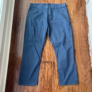 MENS CALVIN KLEIN STRAIGHT LEG PANTS